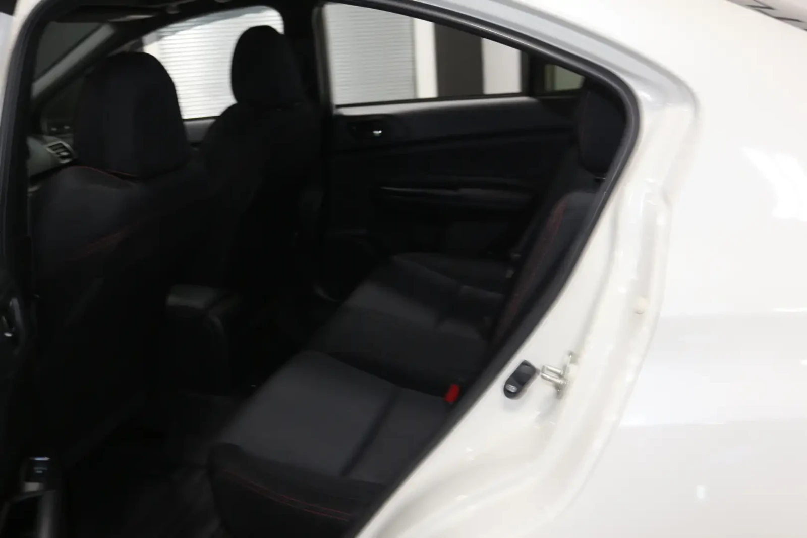 Subaru WRX SPORT* 6 SPEED* КАМЕРА* ШИБЕДАХ, снимка 12 - Автомобили и джипове - 55036700