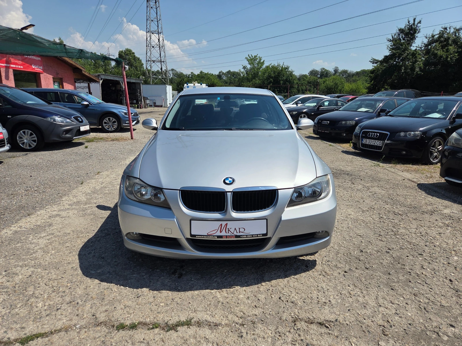 BMW 320 2.0/автоматик/нави, снимка 2 - Автомобили и джипове - 55099229