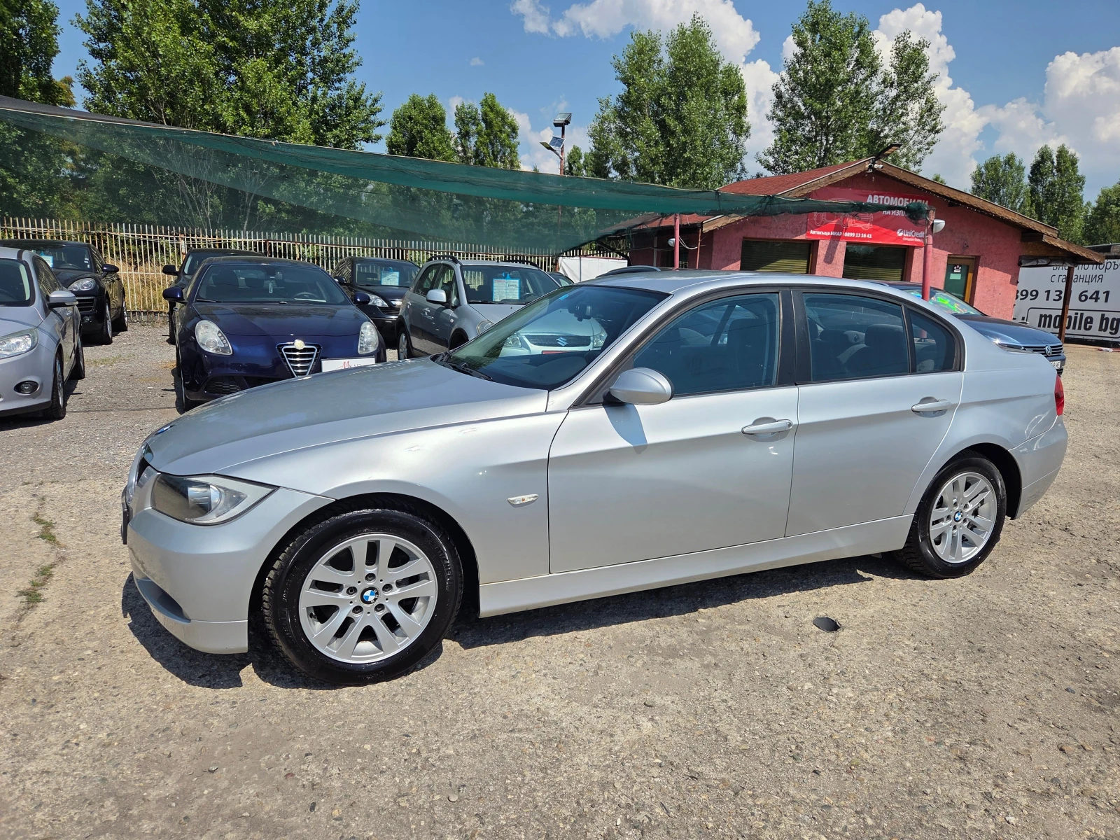 BMW 320 2.0/автоматик/нави