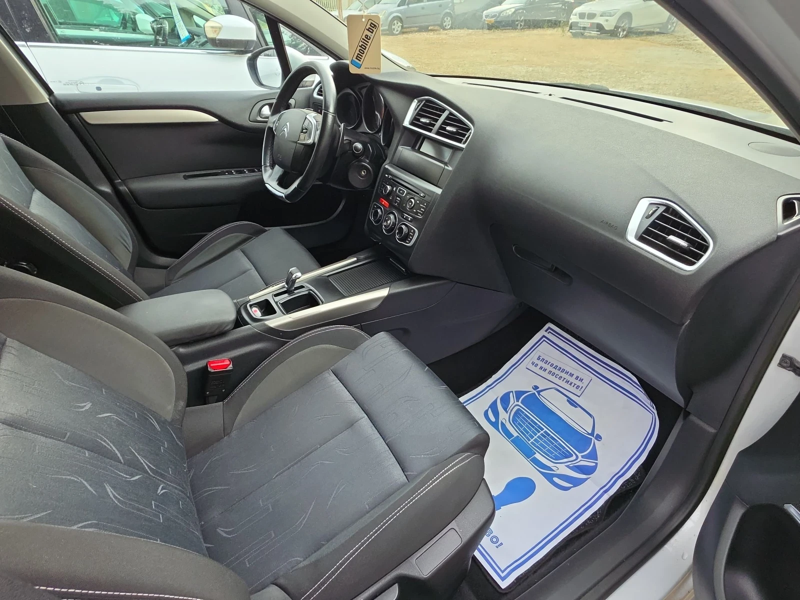 Citroen C4 1.6HDI 115k.c., снимка 8 - Автомобили и джипове - 55156670