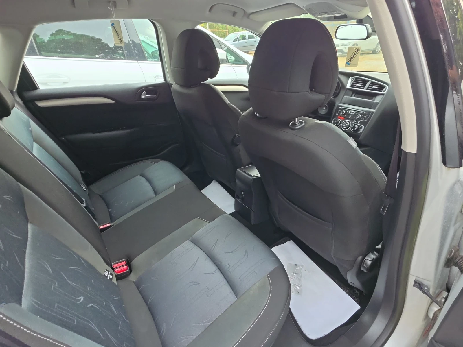 Citroen C4 1.6HDI 115k.c., снимка 11 - Автомобили и джипове - 55156670