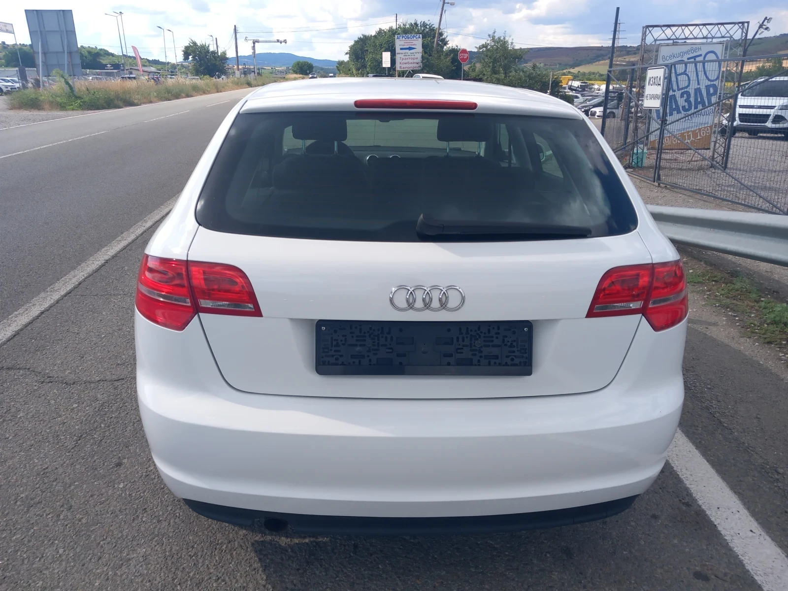 Audi A3 2.0TDI , снимка 4 - Автомобили и джипове - 55178140