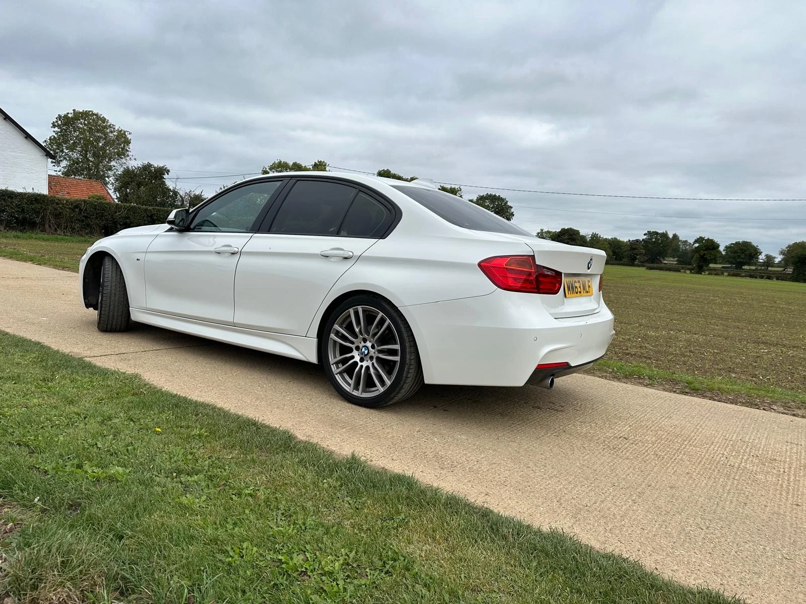 BMW 320, снимка 6 - Автомобили и джипове - 55240845