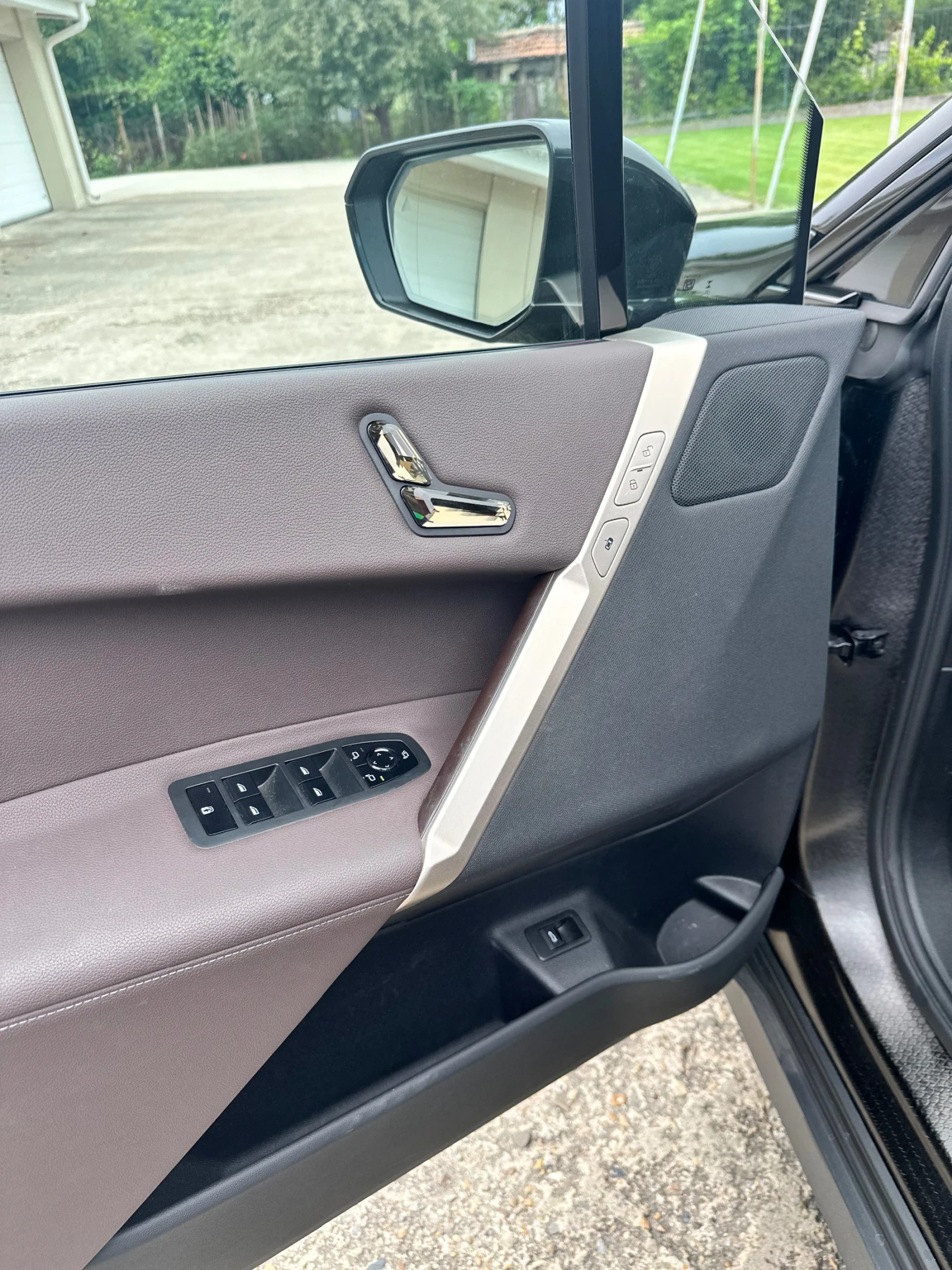 BMW iX, снимка 9 - Автомобили и джипове - 55248735