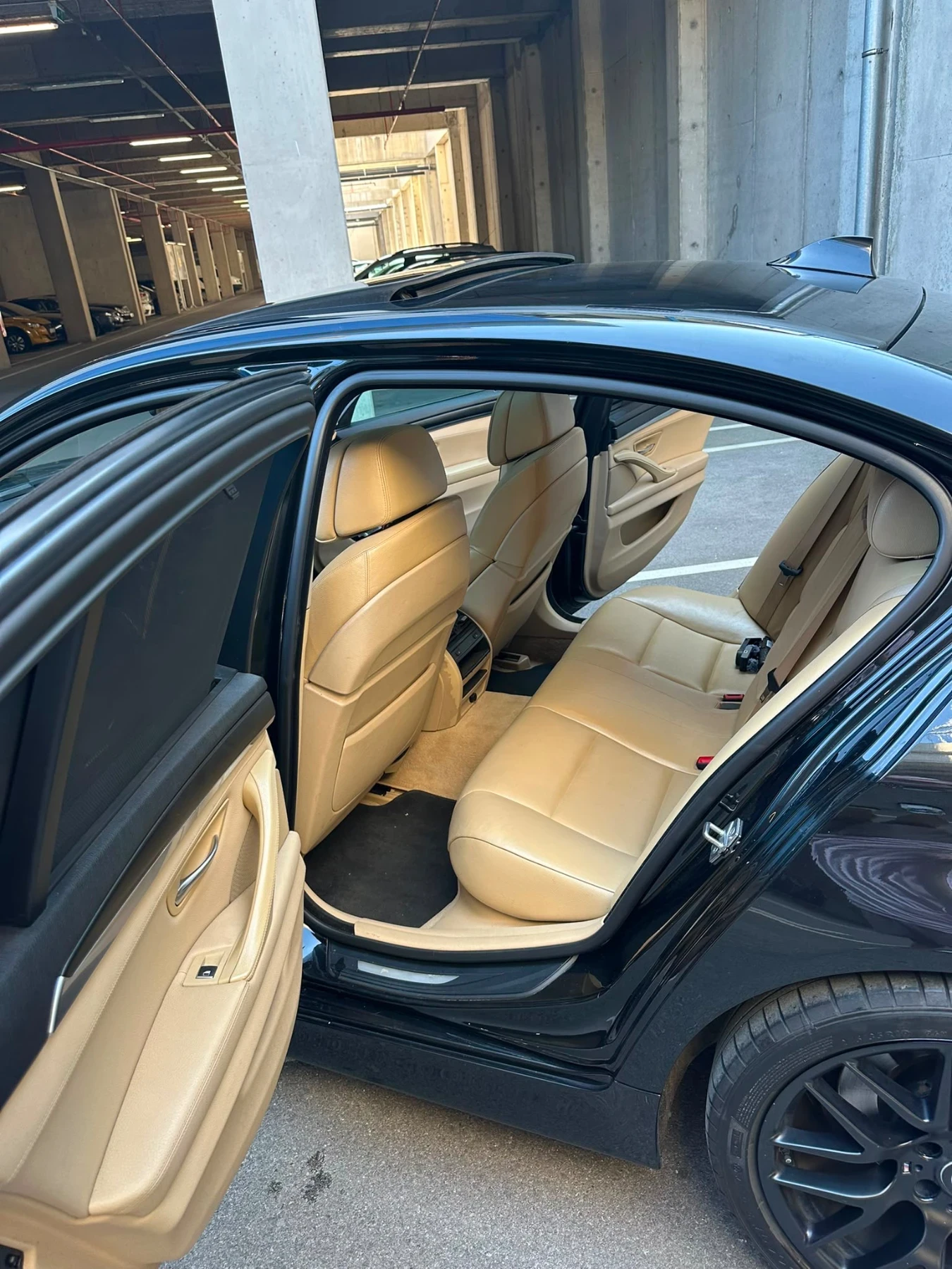 BMW 535 RWD вакуум, снимка 13 - Автомобили и джипове - 55391478