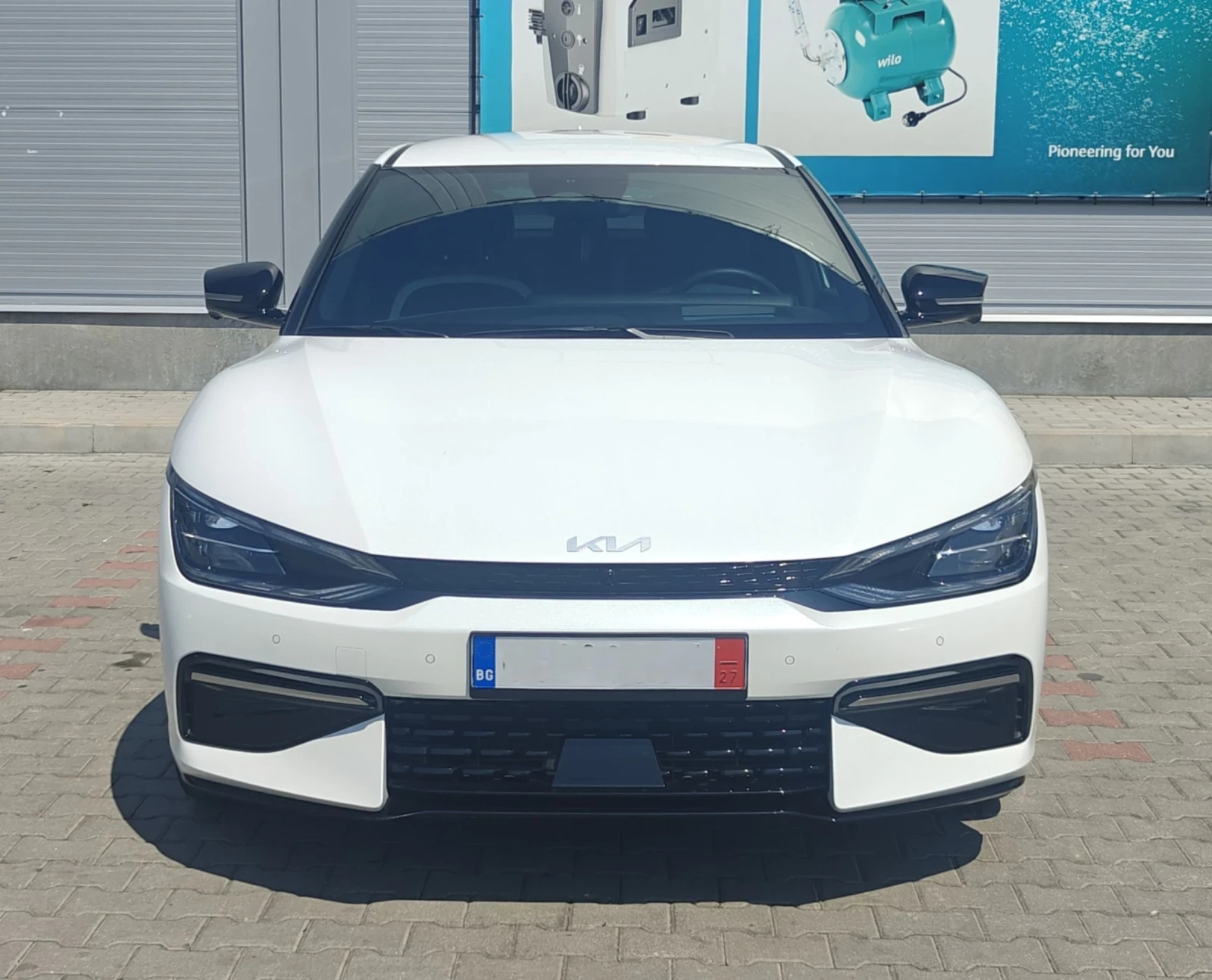 Kia EV6 GT-line/AWD/325hp/SOH100%/ЕВРОПА, снимка 8 - Автомобили и джипове - 55397674
