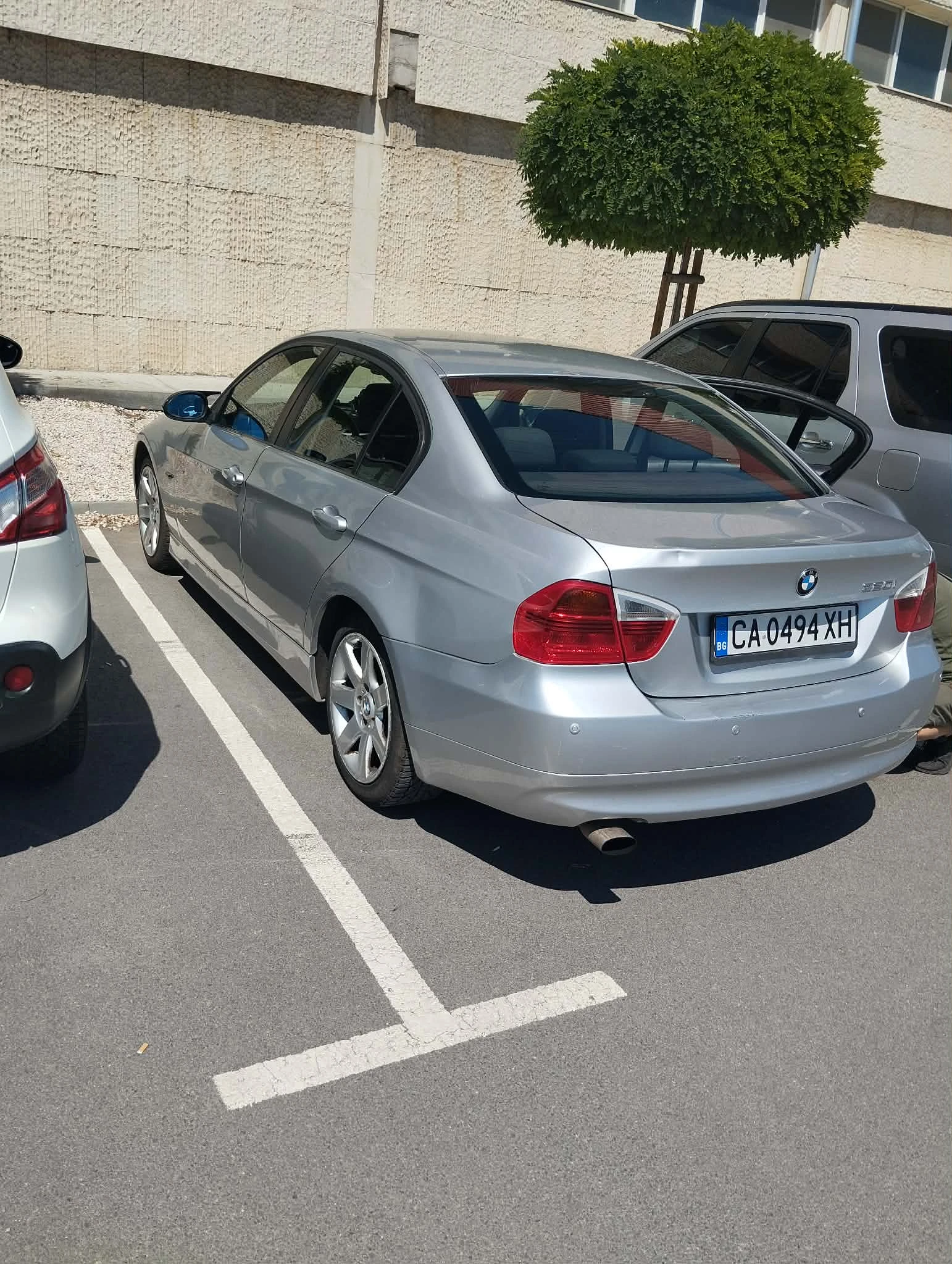 BMW 320 i, снимка 9 - Автомобили и джипове - 55421267