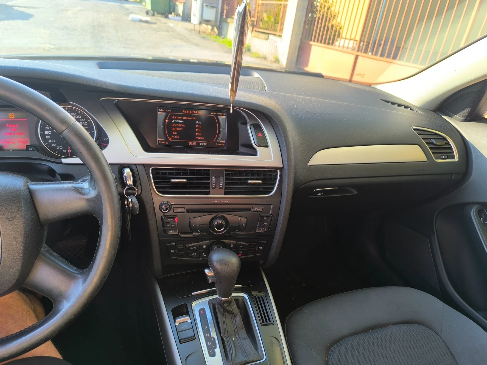 Audi A4, снимка 2 - Автомобили и джипове - 55455807