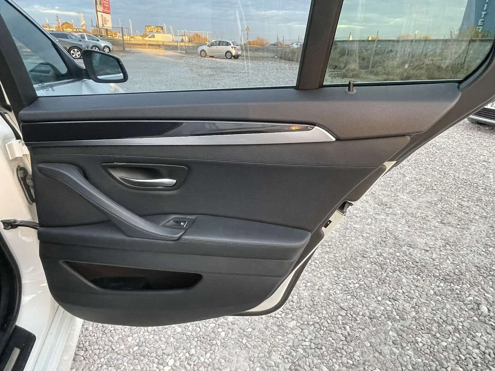 BMW 525 XDrive | Mobile.bg � ����������� 12