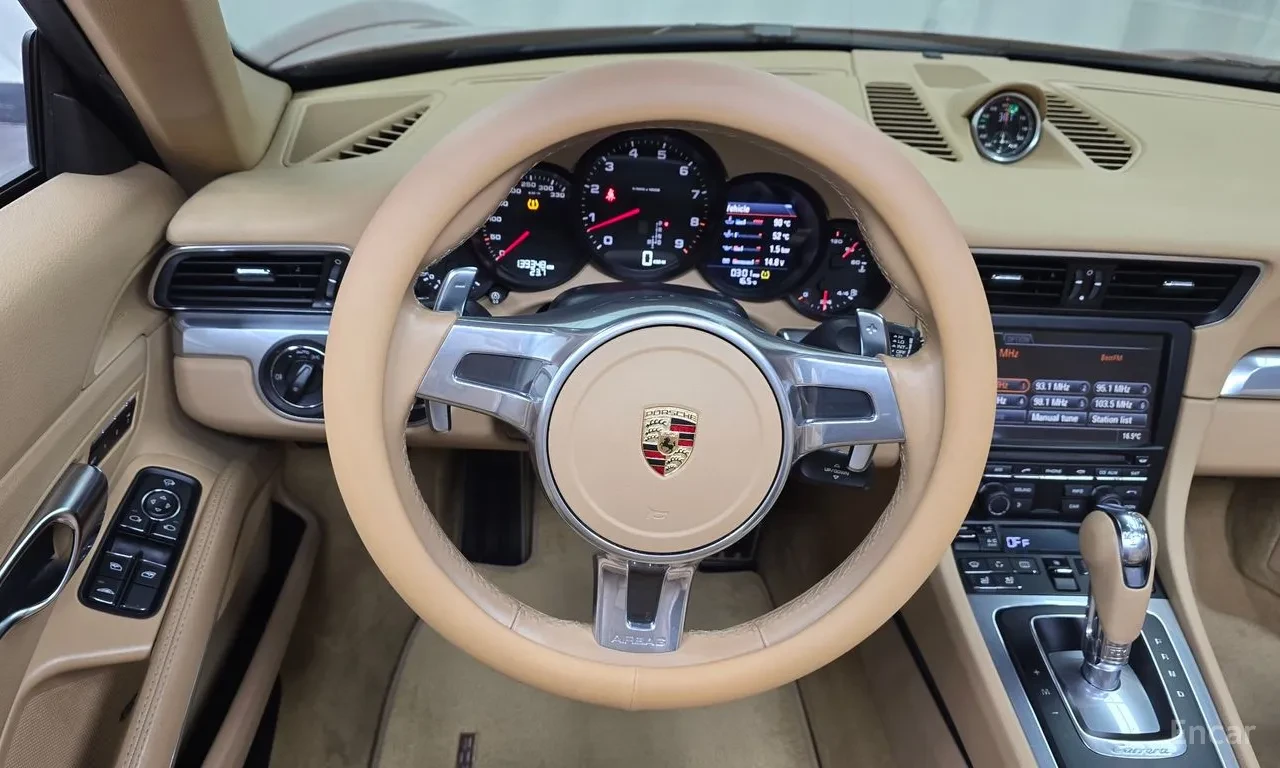 Porsche 911 Carrera S Cabriolet 991 | RUBY RED, снимка 12 - Автомобили и джипове - 55743835