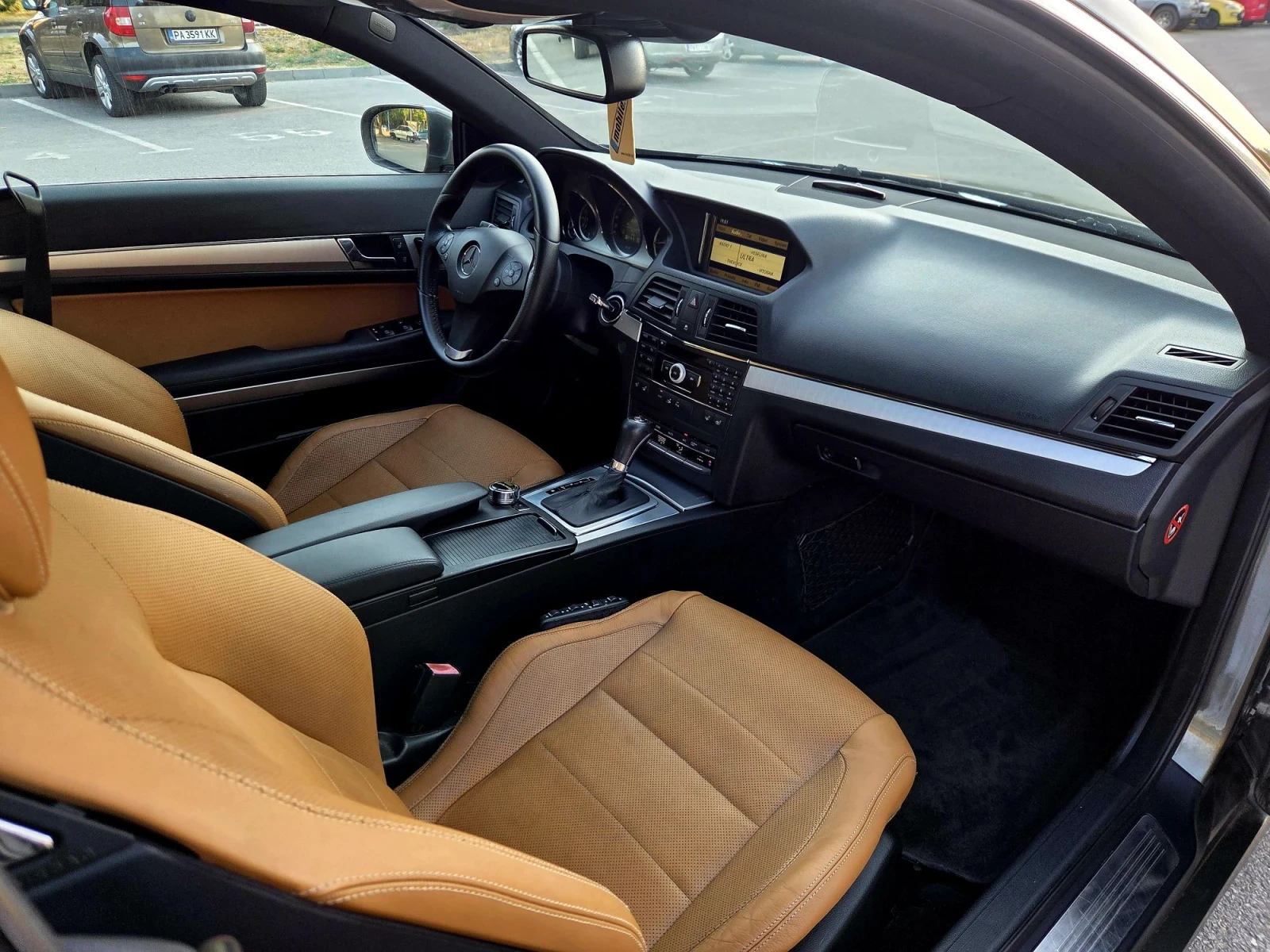 Mercedes-Benz E 350 Coupe, снимка 8 - Автомобили и джипове - 55754239