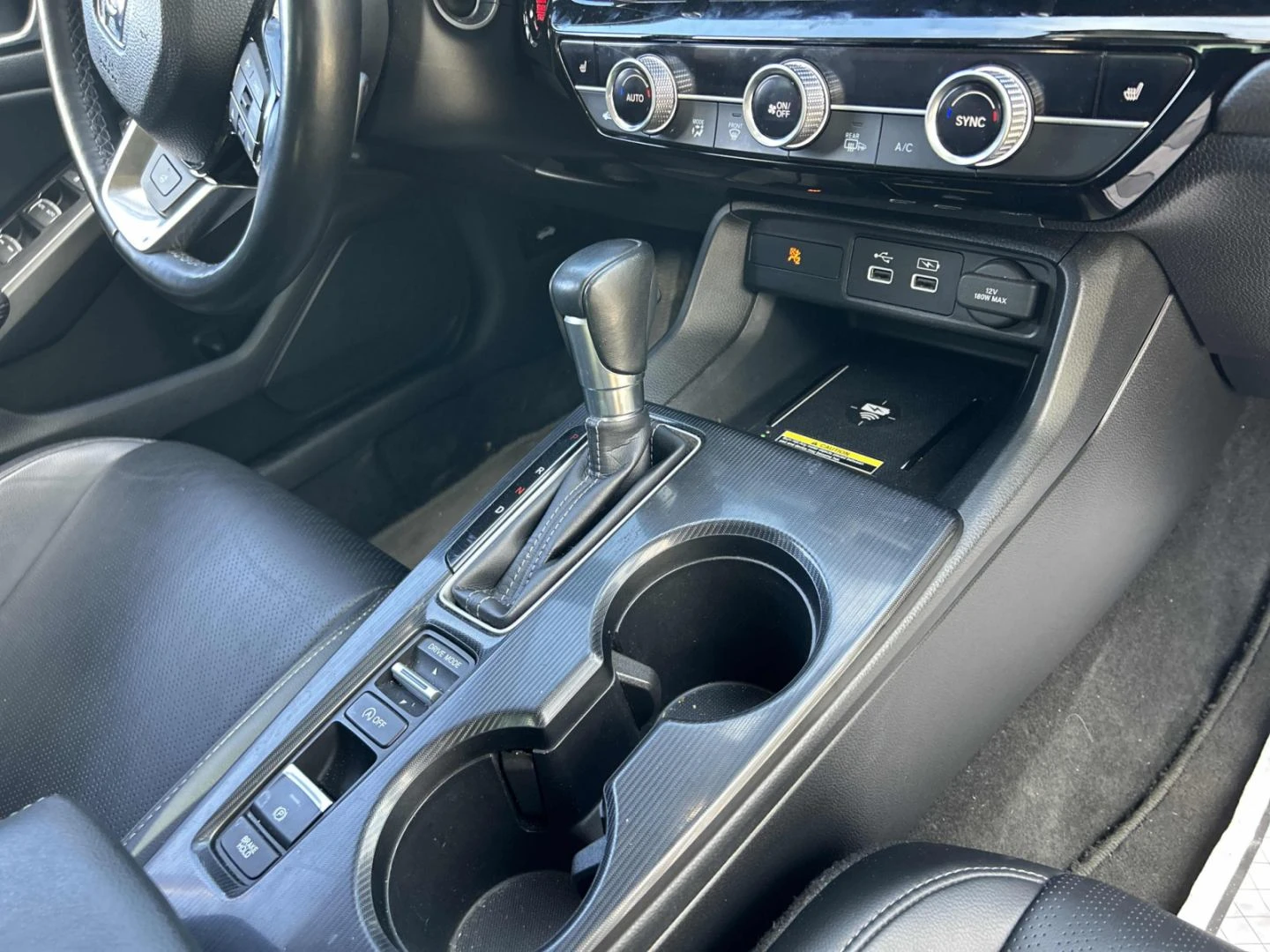 Honda Civic Touring* Distr* Keyless* Камера* Подгрев, снимка 11 - Автомобили и джипове - 55922233