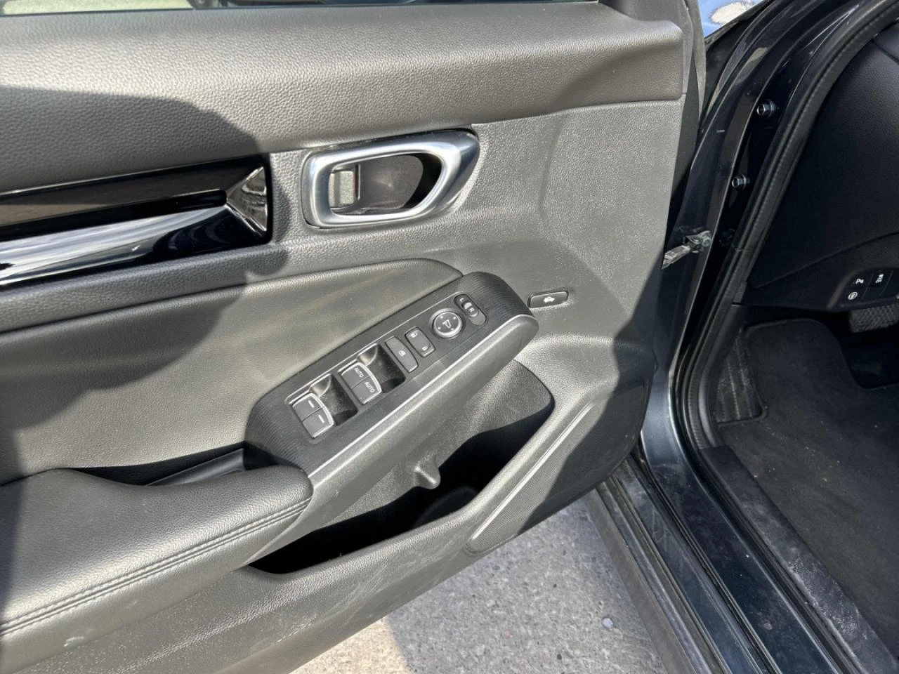 Honda Civic Touring* Distr* Keyless* Камера* Подгрев, снимка 15 - Автомобили и джипове - 55922233