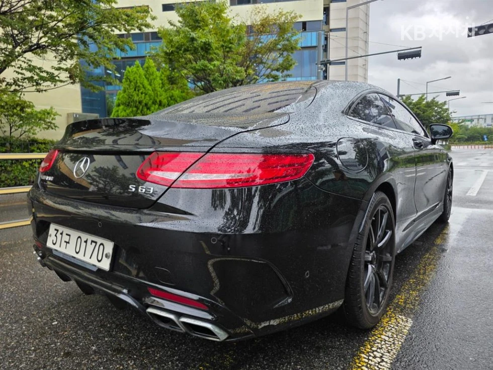 Mercedes-Benz S 63 AMG 4MATIC COUPE * КРАЙНА ЦЕНА* FULL, снимка 2 - Автомобили и джипове - 56070655