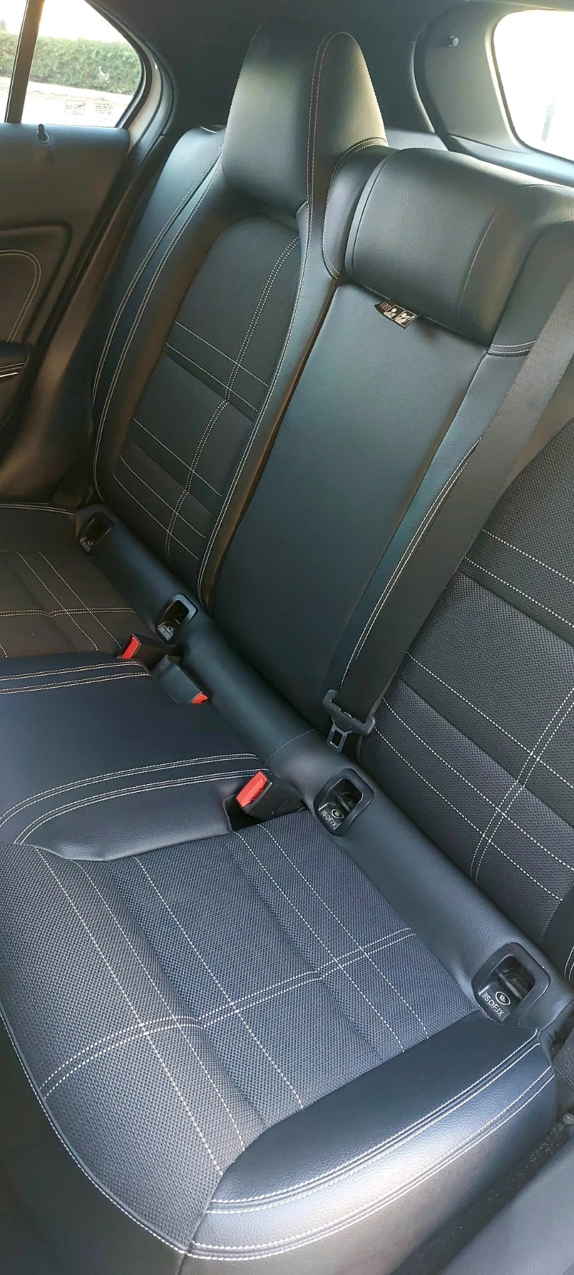 Mercedes-Benz A 180 SPORT EDITION , снимка 13 - Автомобили и джипове - 56107934