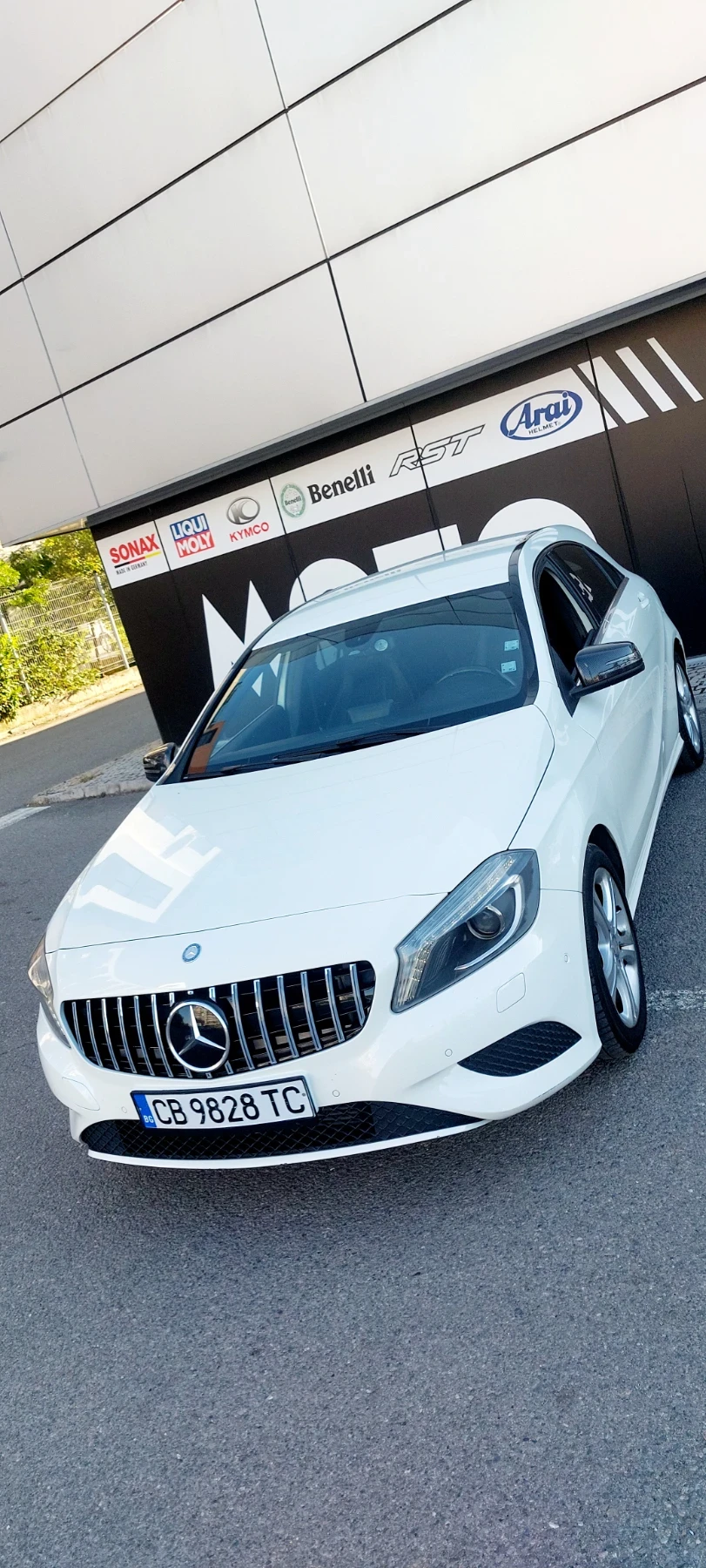Mercedes-Benz A 180 SPORT EDITION , снимка 9 - Автомобили и джипове - 56107934