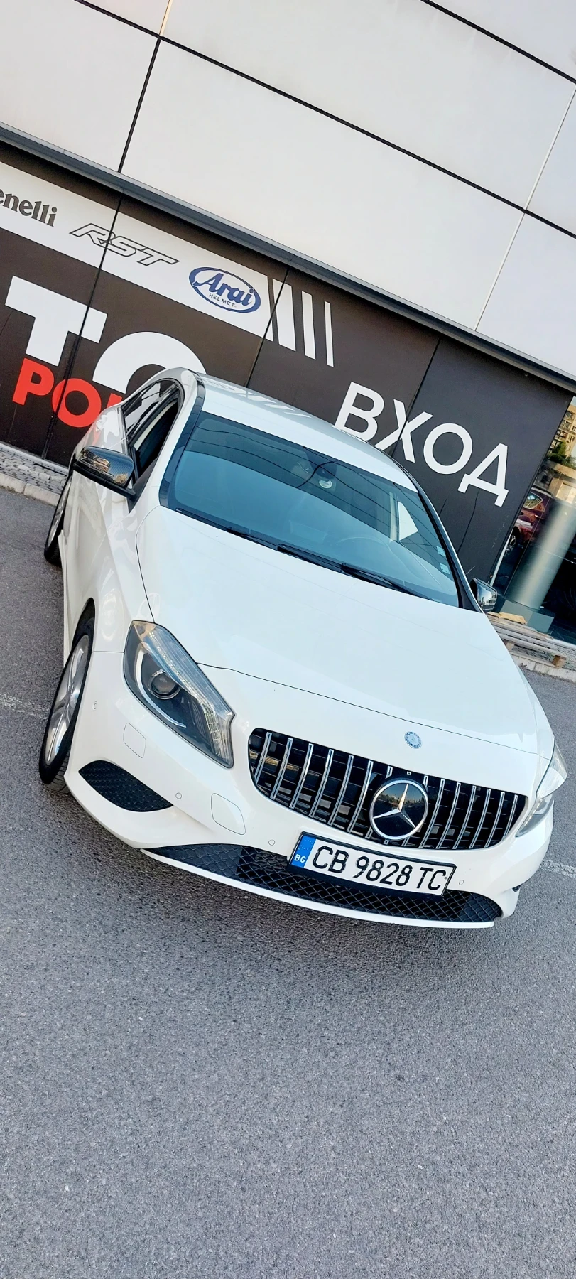 Mercedes-Benz A 180 SPORT EDITION , снимка 11 - Автомобили и джипове - 56107934