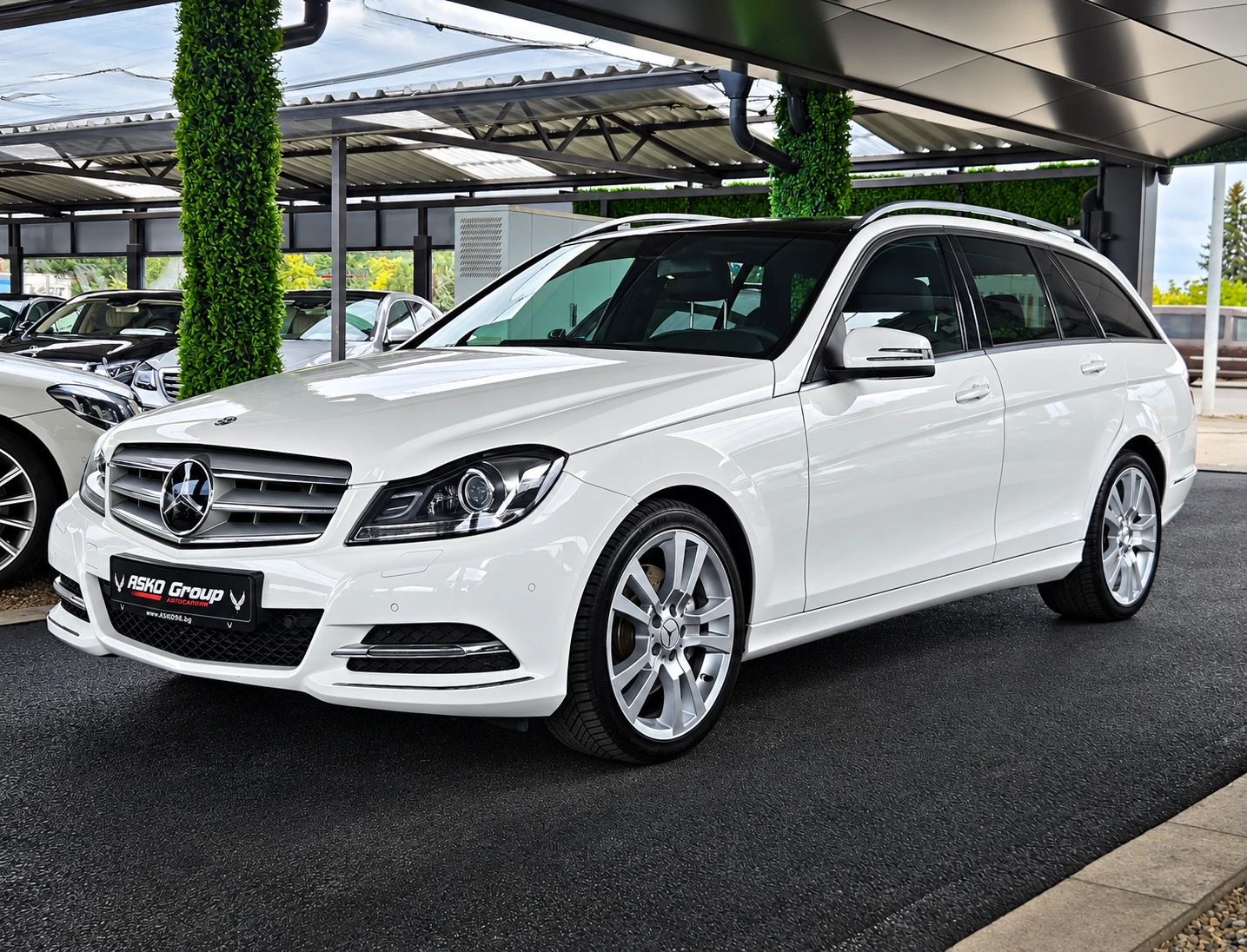 Mercedes-Benz C 300 AMG/4MAT/DISTR/CAMERA/PANO/HARMAN/ПОДГРЕВ/ПАМЕТ/LI
