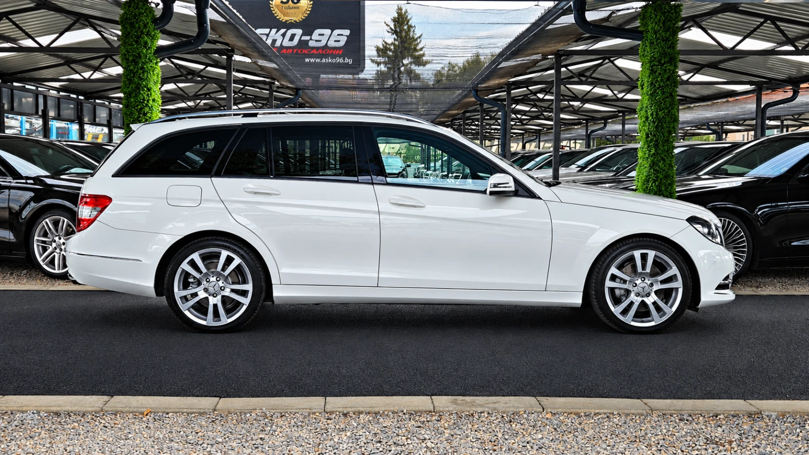Mercedes-Benz C 300 AMG/4MAT/DISTR/CAMERA/PANO/HARMAN/�������/�����/LI | Mobile.bg � ����������� 4