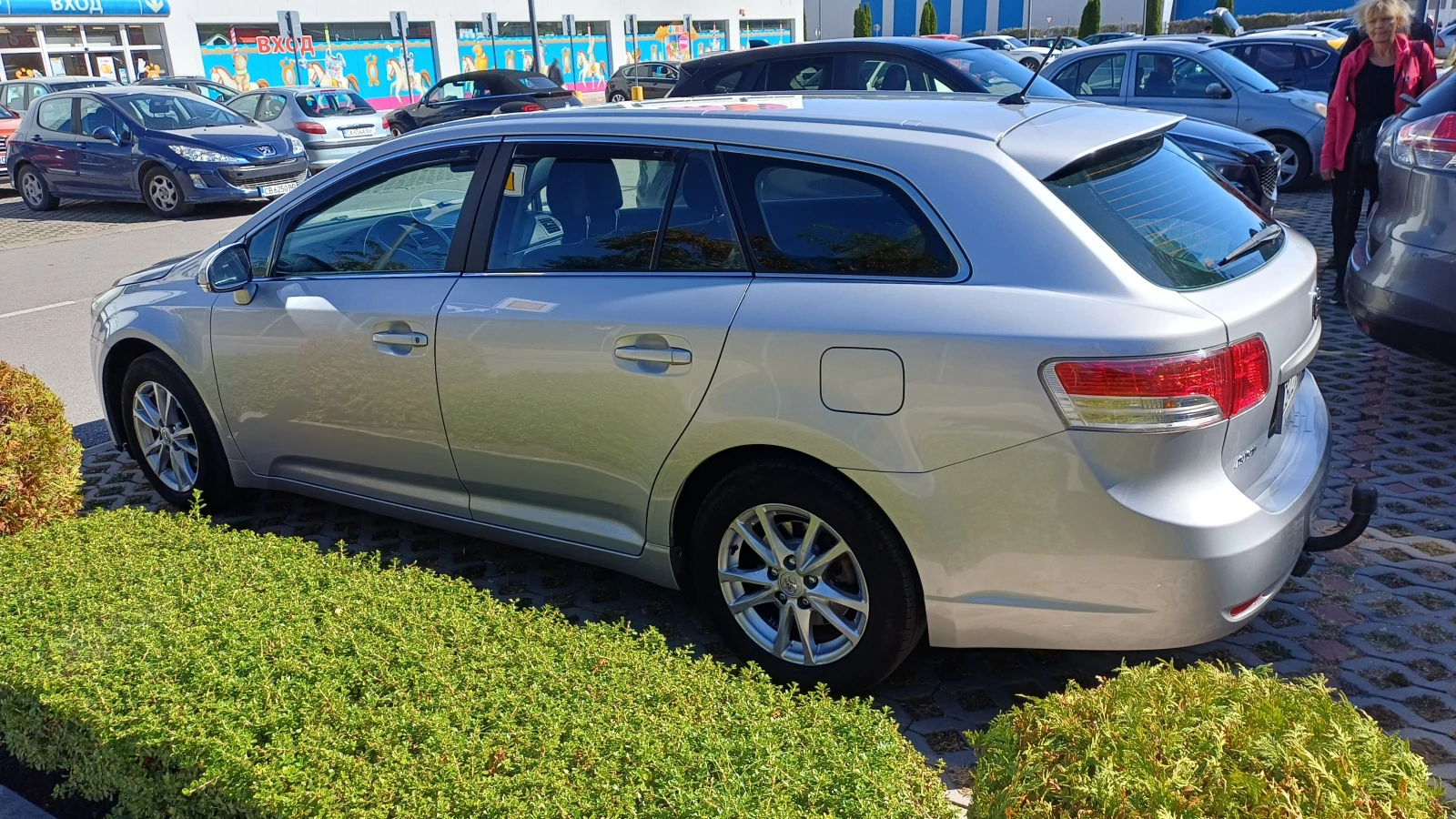 Toyota Avensis, снимка 2 - Автомобили и джипове - 56345696