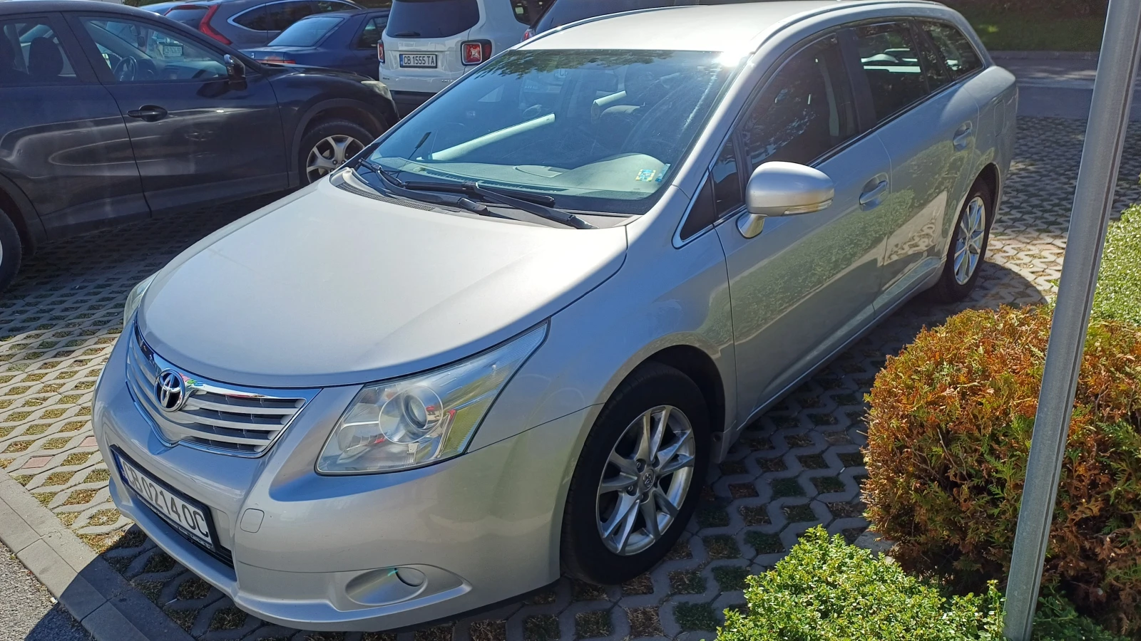 Toyota Avensis, снимка 3 - Автомобили и джипове - 56345696