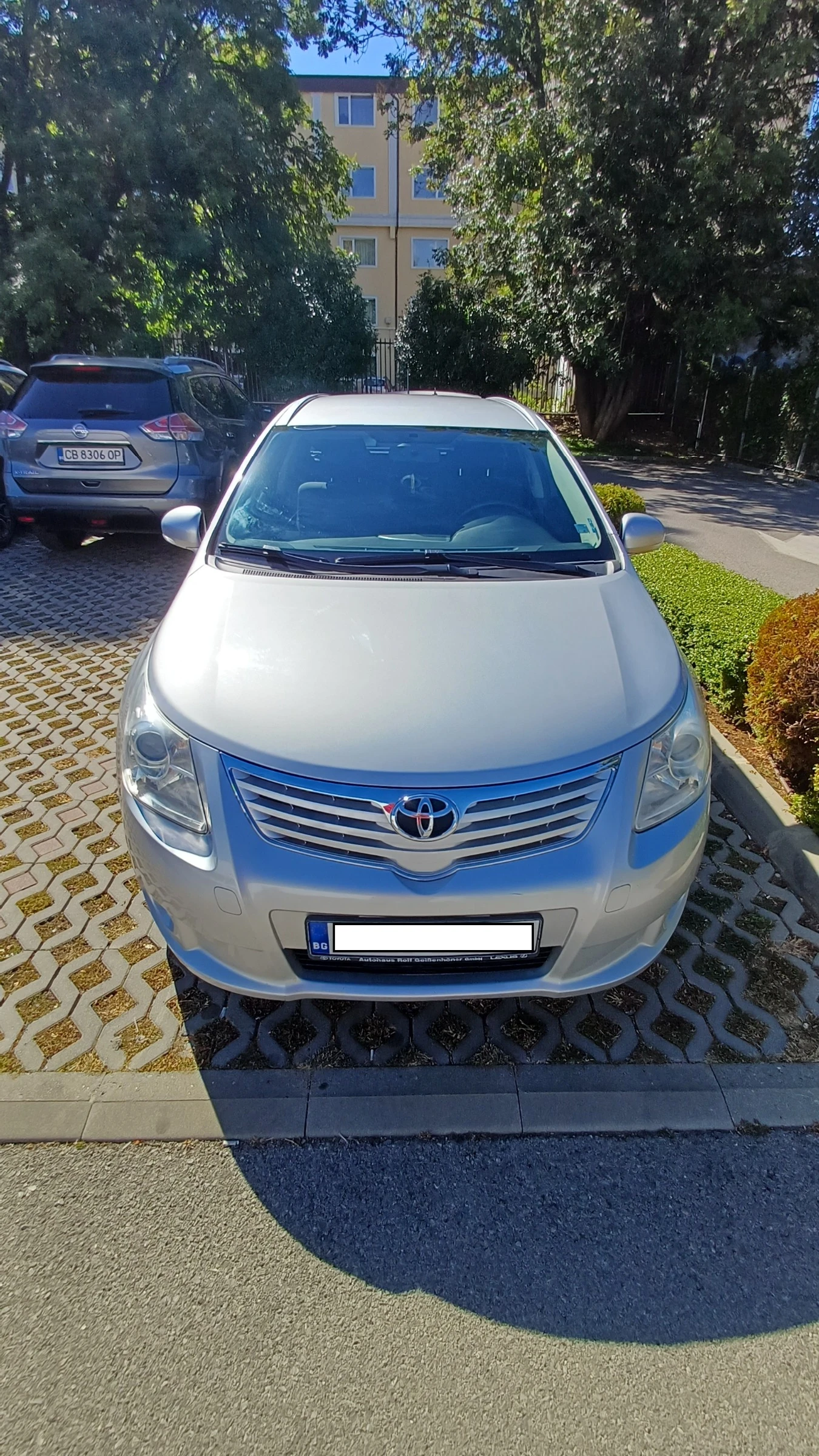 Toyota Avensis, снимка 13 - Автомобили и джипове - 56345696
