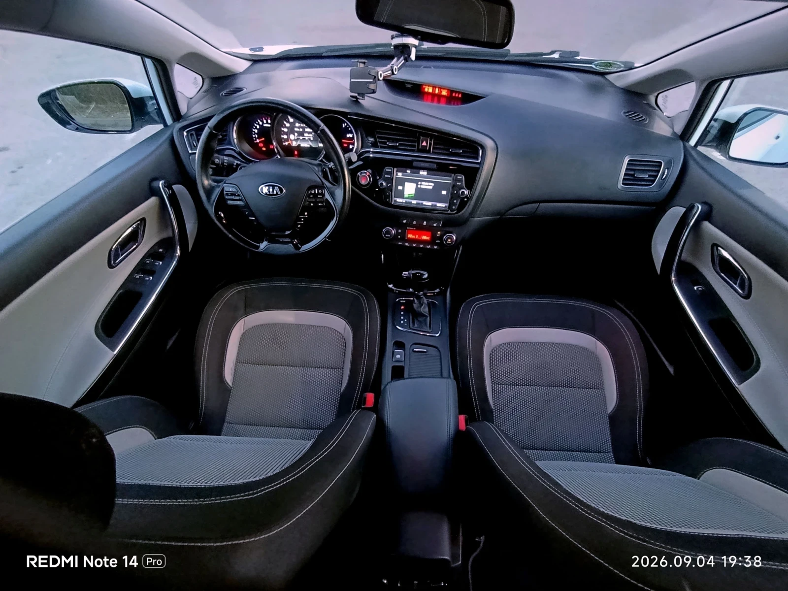 Kia Ceed, снимка 6 - Автомобили и джипове - 56547561