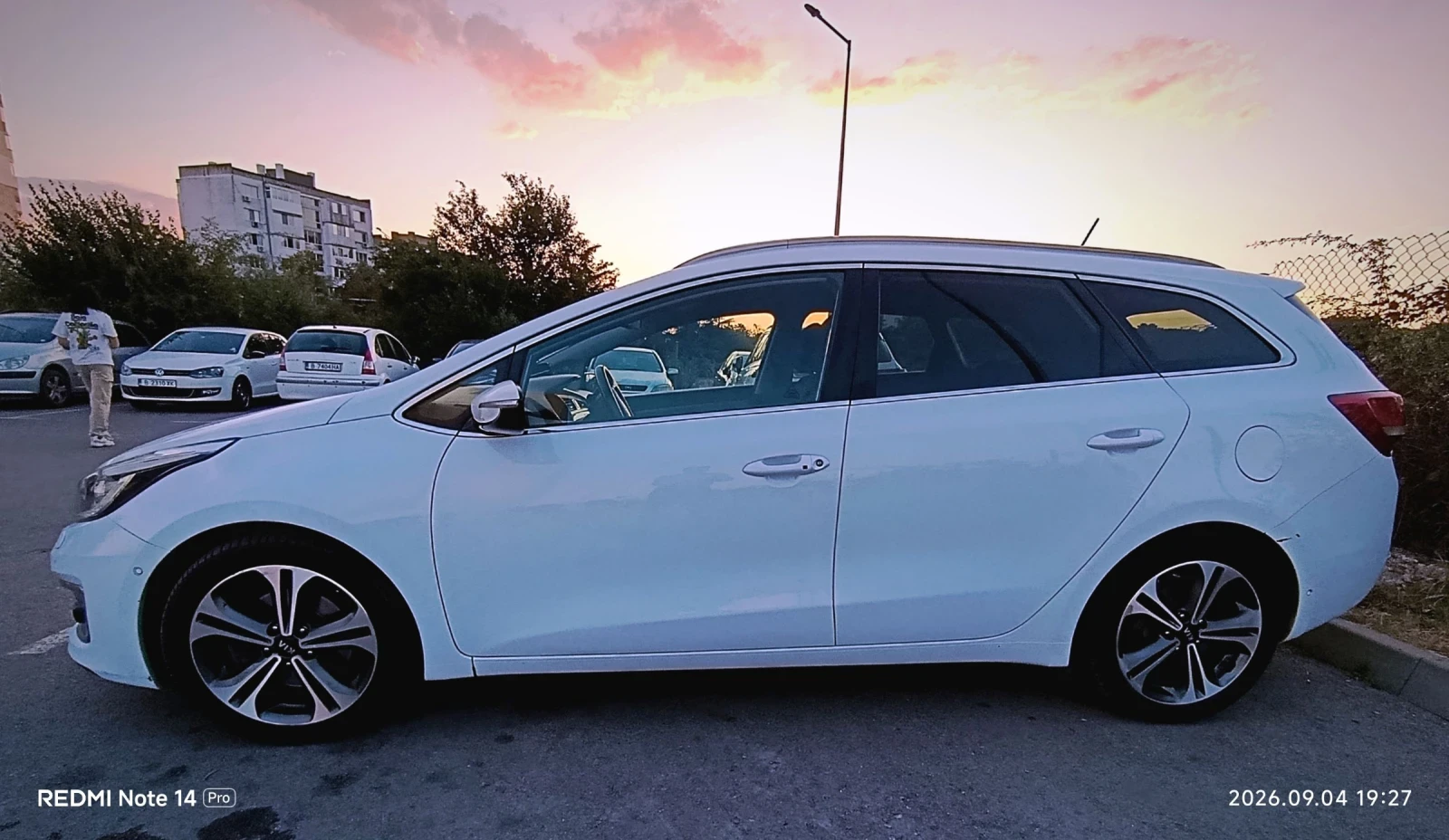Kia Ceed, снимка 4 - Автомобили и джипове - 56547561
