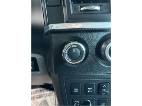 Toyota Sequoia 2019 V8 Platinum 4WD * АвтоКредит * (Цена до БГ)), снимка 17