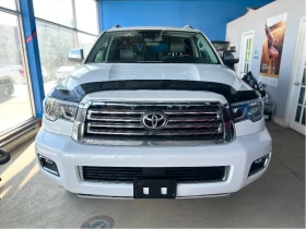 Toyota Sequoia 2019 V8 Platinum 4WD * АвтоКредит * (Цена до БГ)), снимка 3