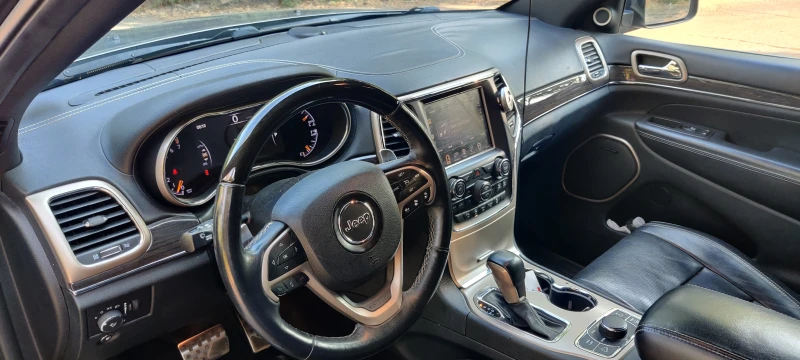 Jeep Grand cherokee Overland, снимка 7 - Автомобили и джипове - 52683233
