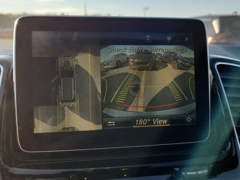 Mercedes-Benz GLE 350 d* AMG-pack* Multibeam* H/K* 360* Пано* Подгрев* , снимка 8 - Автомобили и джипове - 52318007