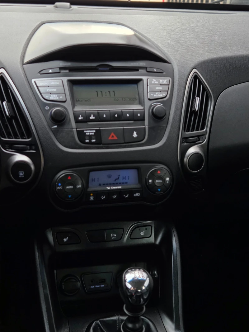 Hyundai IX35 1.7CRDi Facelift Кожа УНИКАТ, снимка 12 - Автомобили и джипове - 52627465