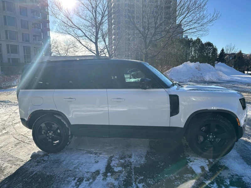 Land Rover Defender * SE * CARFAX * БЕЗ ПЪРВОНАЧАЛНА ВНОСКА, снимка 6 - Автомобили и джипове - 53178500