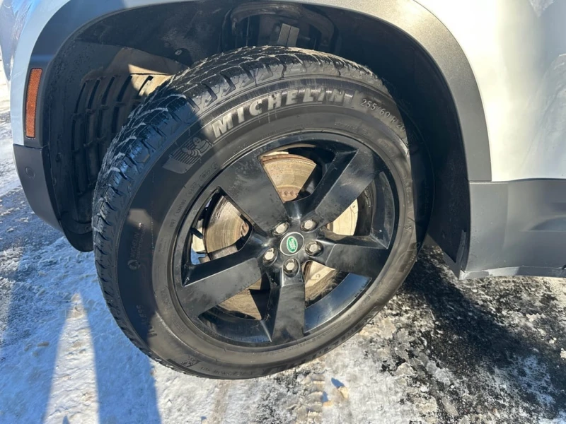 Land Rover Defender * SE * CARFAX * БЕЗ ПЪРВОНАЧАЛНА ВНОСКА, снимка 9 - Автомобили и джипове - 53178500