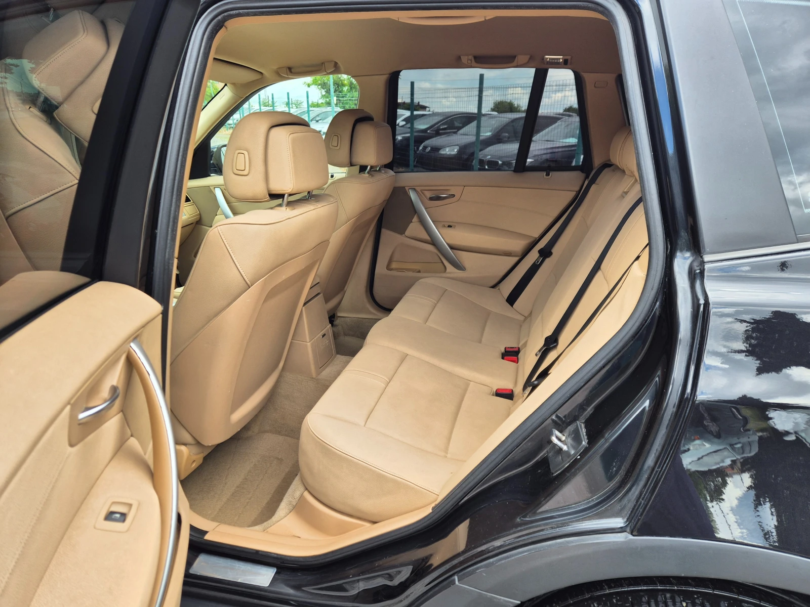 BMW X3 2.0d  | Mobile.bg   12