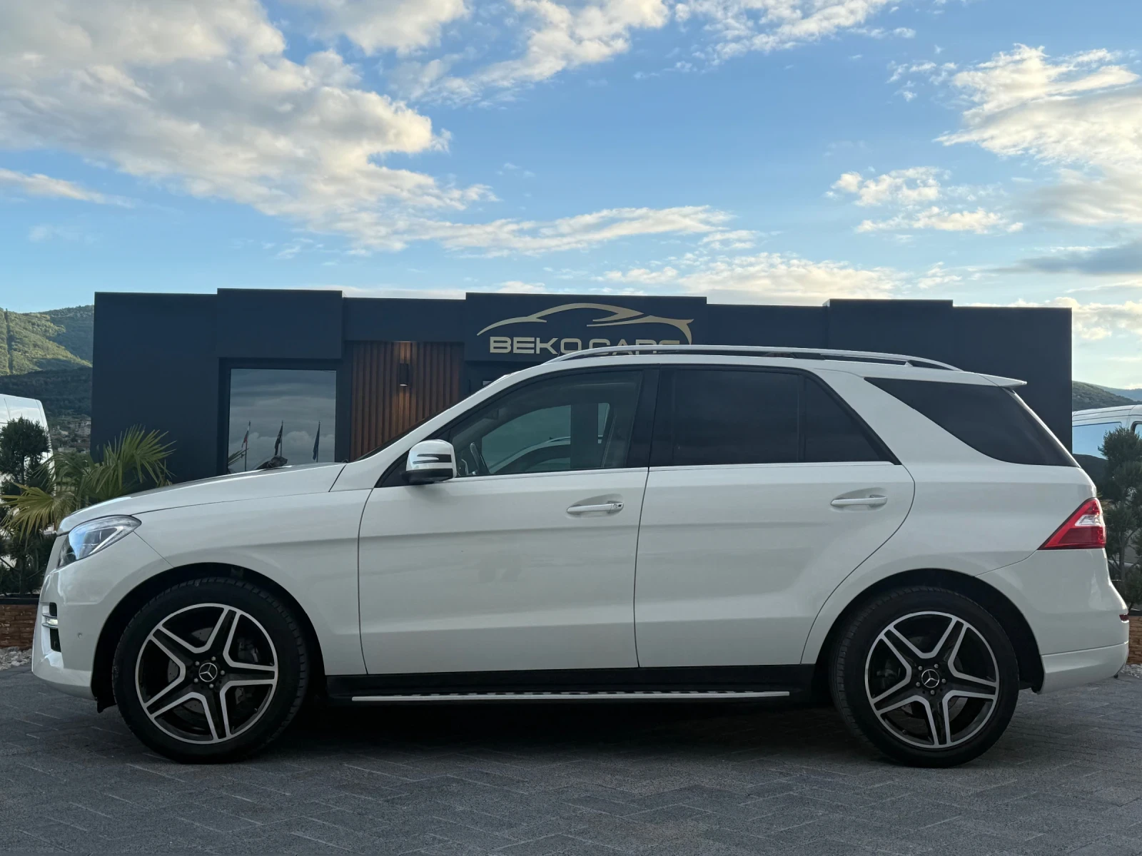 Mercedes-Benz ML 350 AMG-LiNE//350//нов внос от Германия! - изображение 8