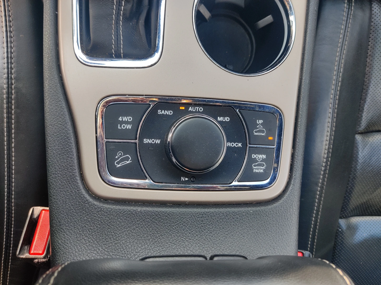 Jeep Grand cherokee Overland | Mobile.bg   14