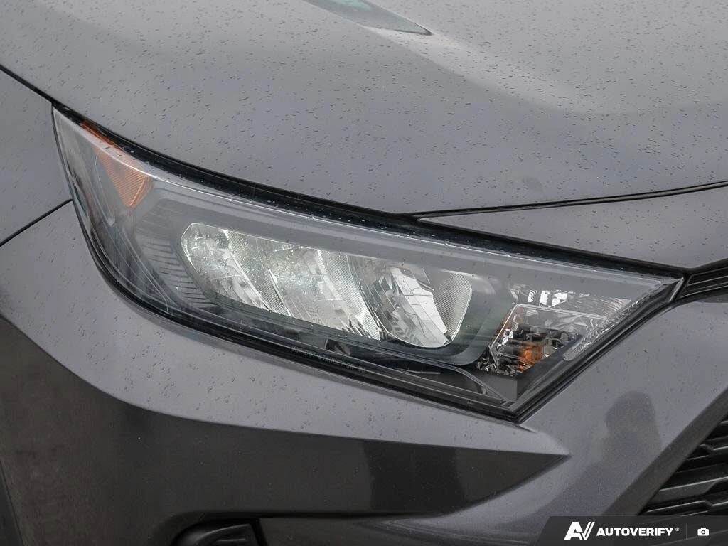 Toyota Rav4 LE AWD, снимка 6 - Автомобили и джипове - 54384240