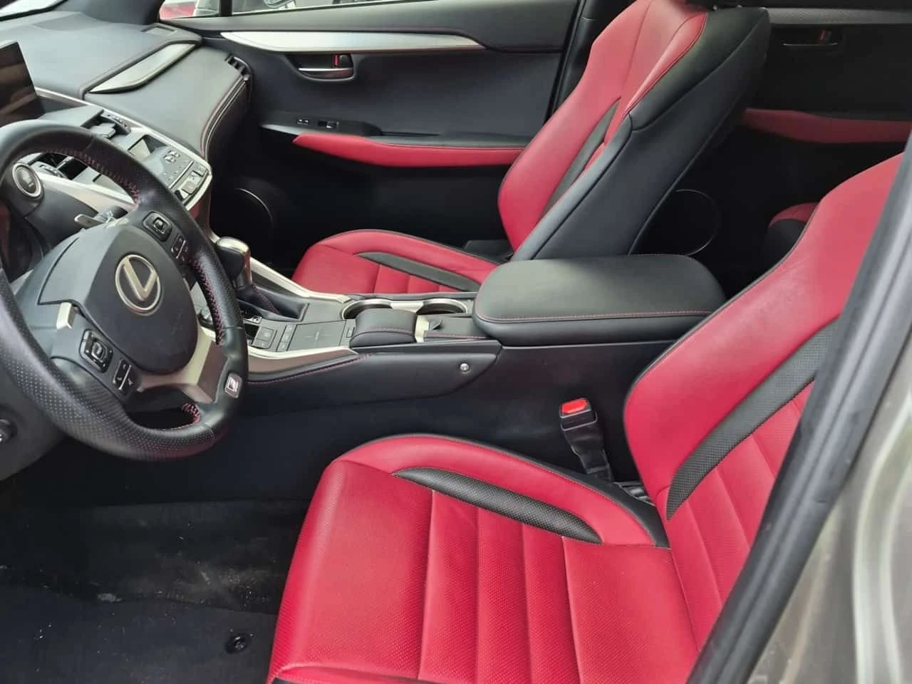 Lexus NX 300 ПОДГРЕВИ * ПАНО * KEYLESS * CARFAX, снимка 5 - Автомобили и джипове - 54918988
