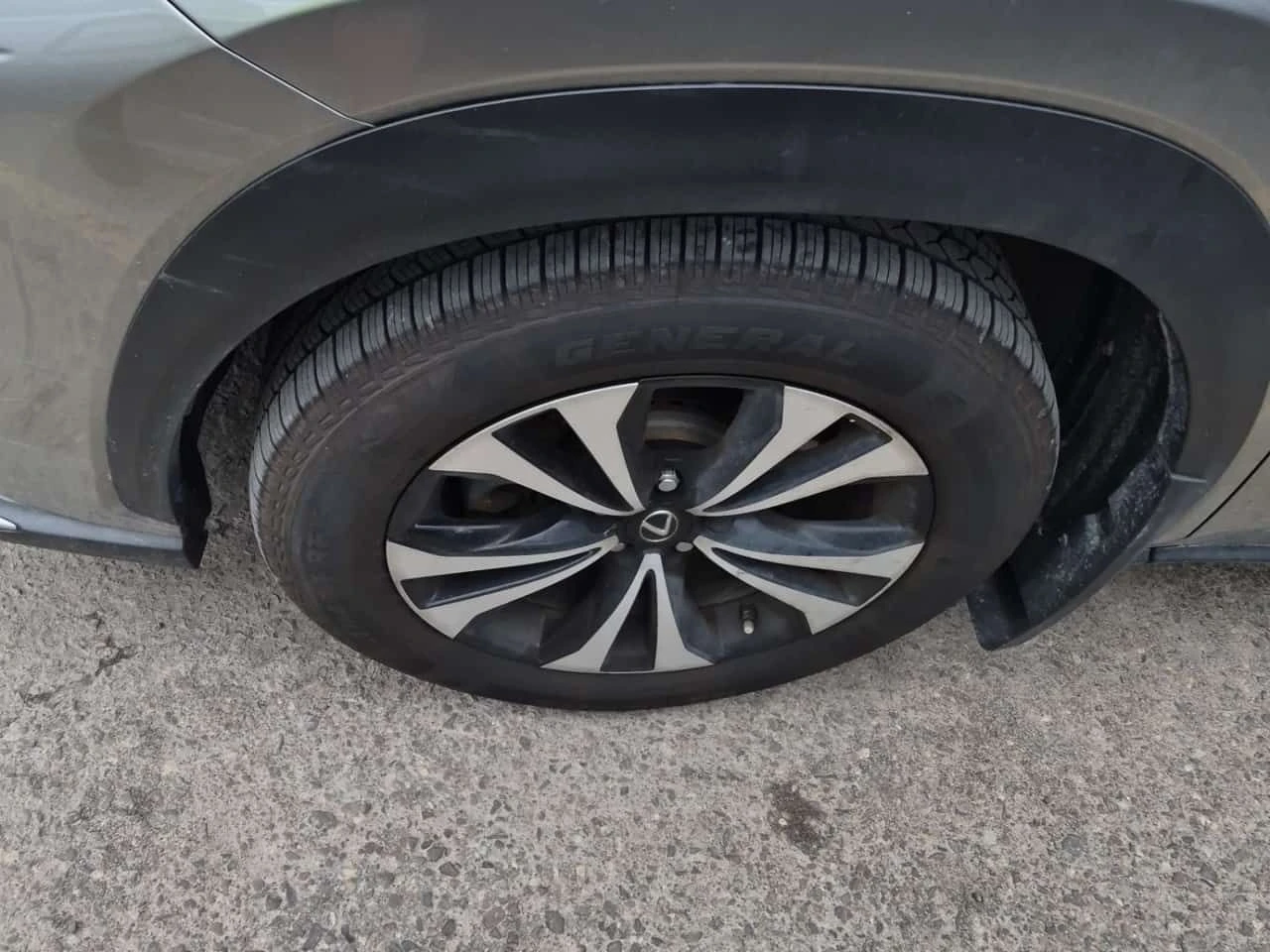 Lexus NX 300 ПОДГРЕВИ * ПАНО * KEYLESS * CARFAX, снимка 6 - Автомобили и джипове - 54918988