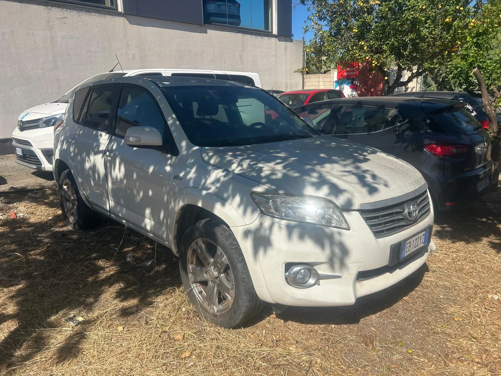 Toyota Rav4 NAVI* КОЖА* ПОДГРЕВ* КАМЕРА* 221800км* , снимка 9 - Автомобили и джипове - 54923430