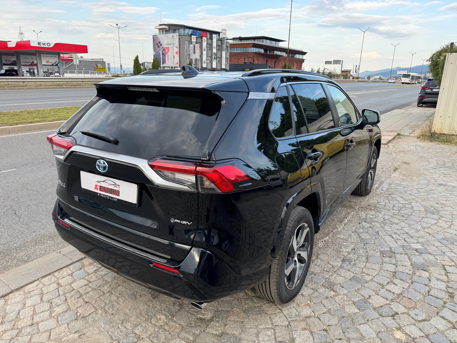 Toyota Rav4 2, 5L Plug-in-Hybrid/ 4X4 | Mobile.bg � ����������� 8