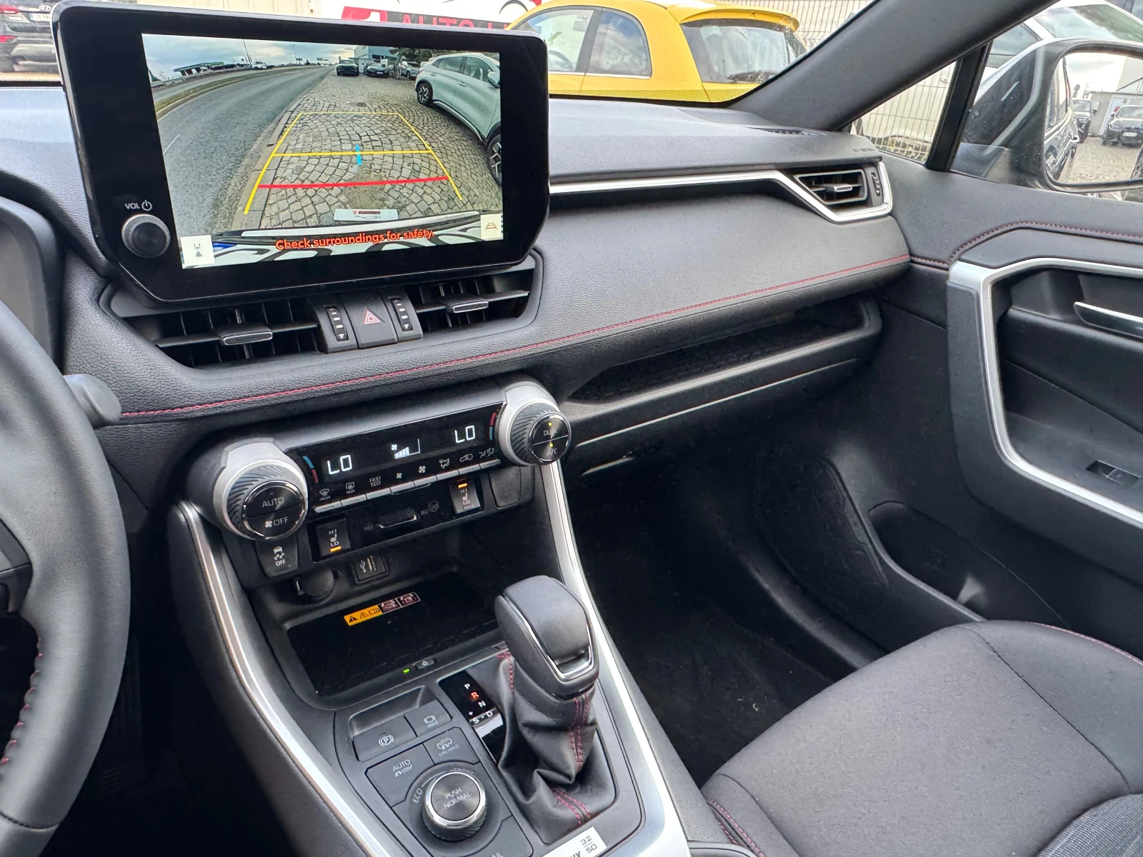 Toyota Rav4 2, 5L Plug-in-Hybrid/ 4X4 | Mobile.bg � ����������� 14