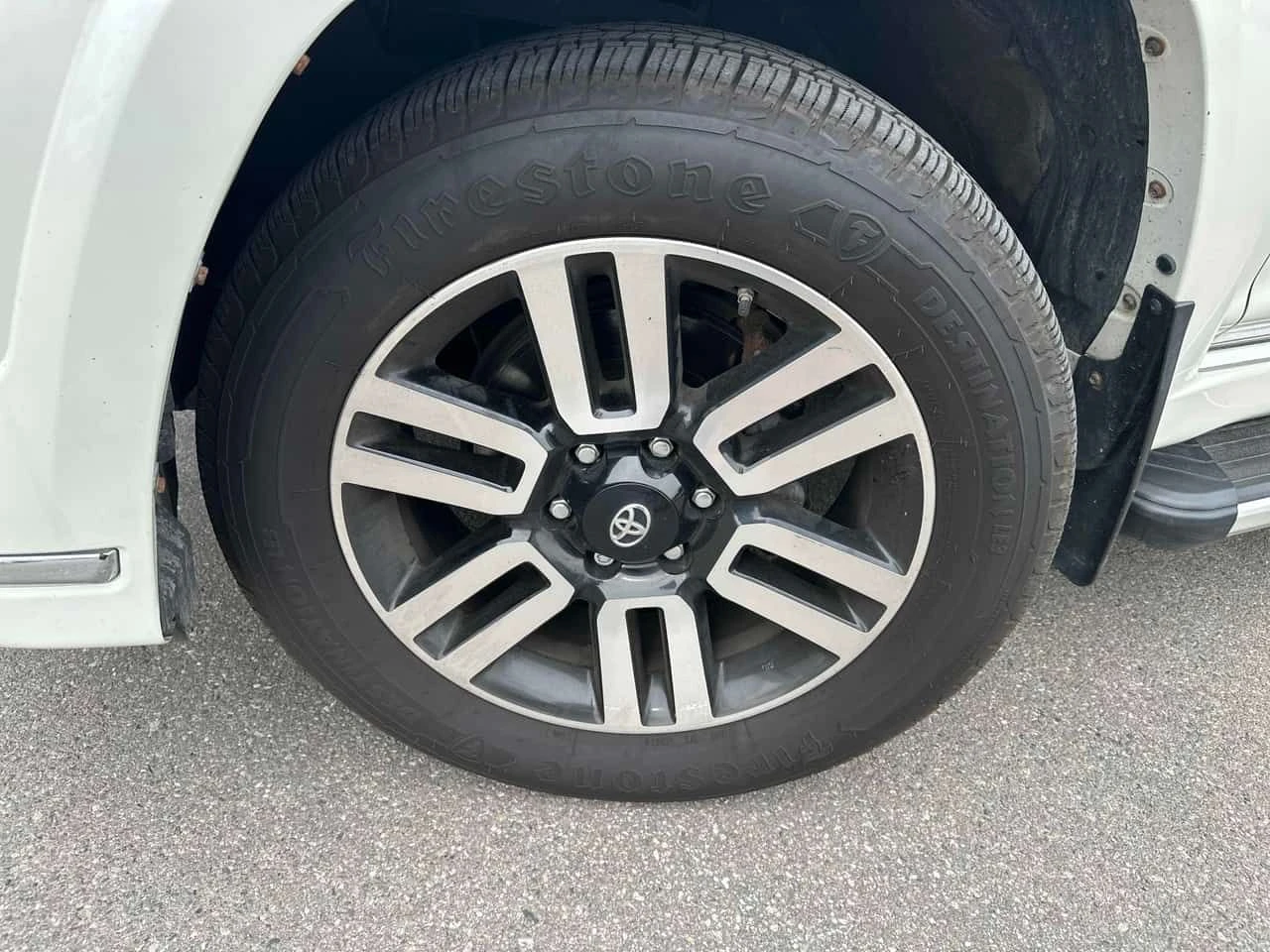 Toyota 4runner * 4WD *  ГЛАВНО ПРЕДСТАВИТЕЛСТВО НА TOYOTA, снимка 7 - Автомобили и джипове - 55425441