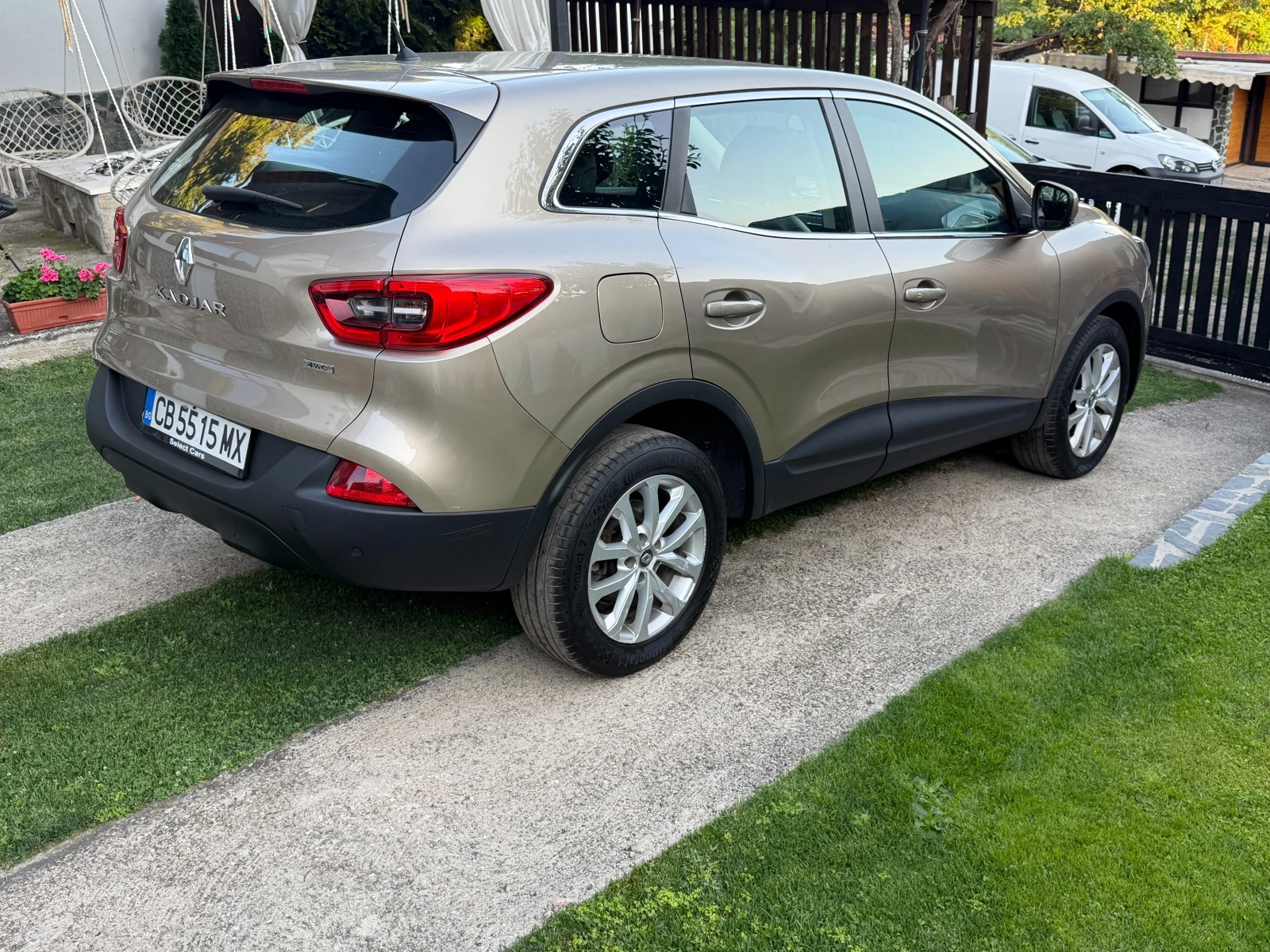 Renault Kadjar dci 4x4, снимка 6 - Автомобили и джипове - 55672615
