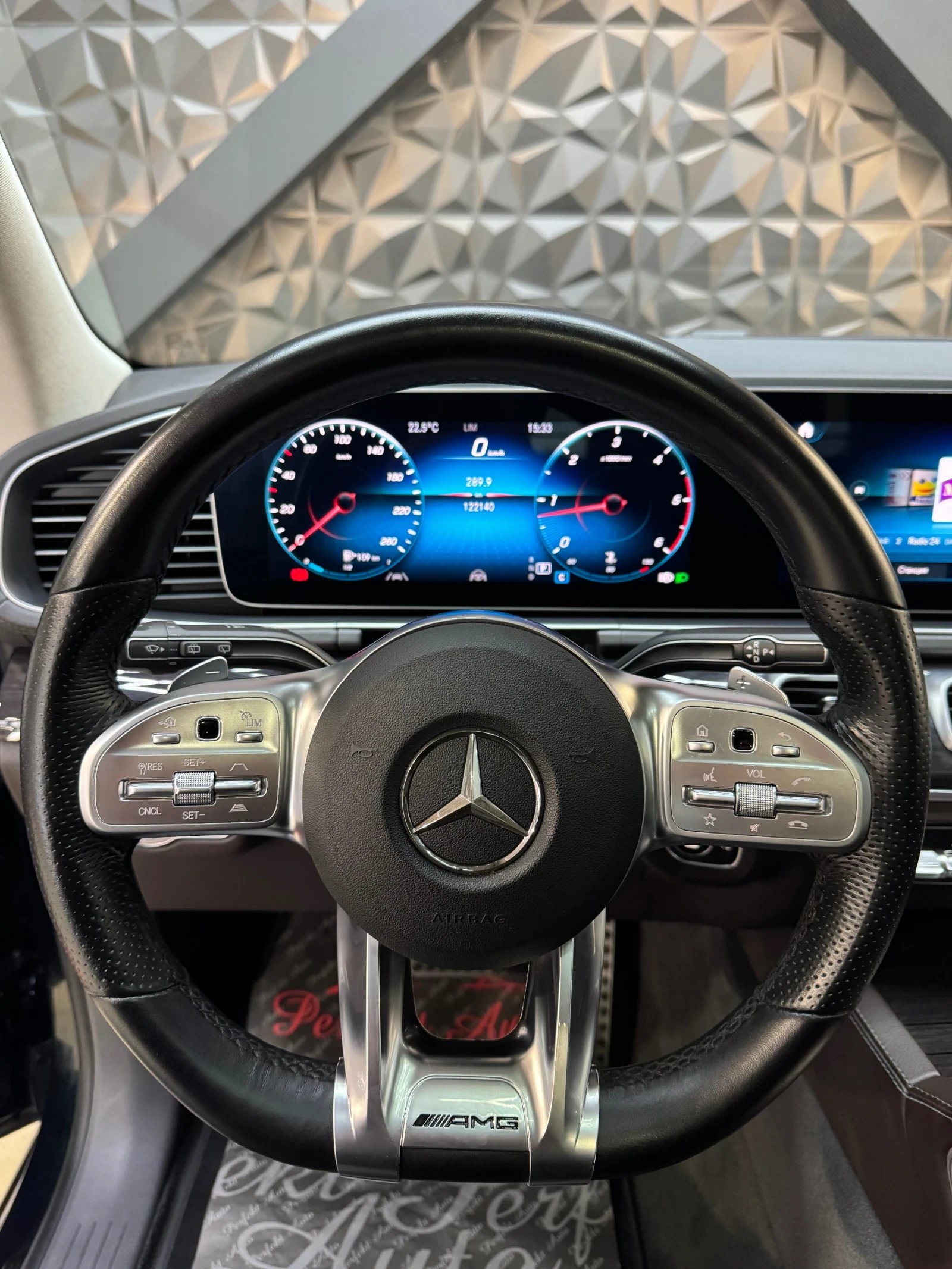 Mercedes-Benz GLS 400 d 4 MATIC* FULL ЕКС* AMG* 6+ 1* BURMESTER* BRABUS*, снимка 12 - Автомобили и джипове - 56111743
