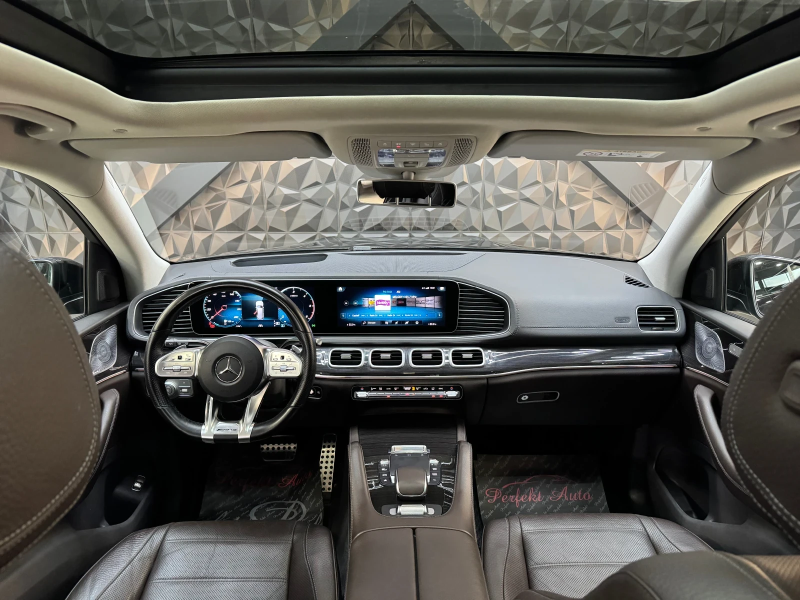 Mercedes-Benz GLS 400 d 4 MATIC* FULL ЕКС* AMG* 6+ 1* BURMESTER* BRABUS*, снимка 8 - Автомобили и джипове - 56111743