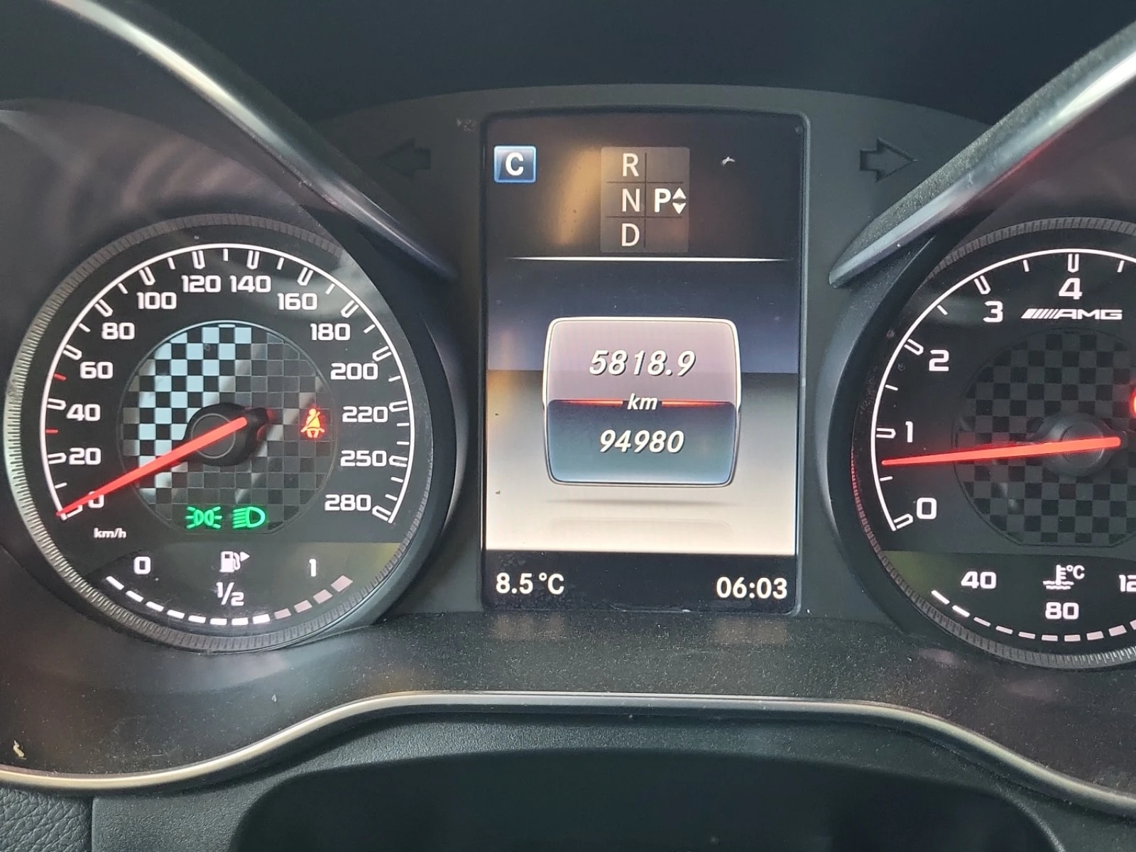 Mercedes-Benz GLC 43 AMG CARFAX/360 КАМЕРА/ПОДГРЕВ/ПАМЕТ/ПАНОРАМА, снимка 9 - Автомобили и джипове - 56155685