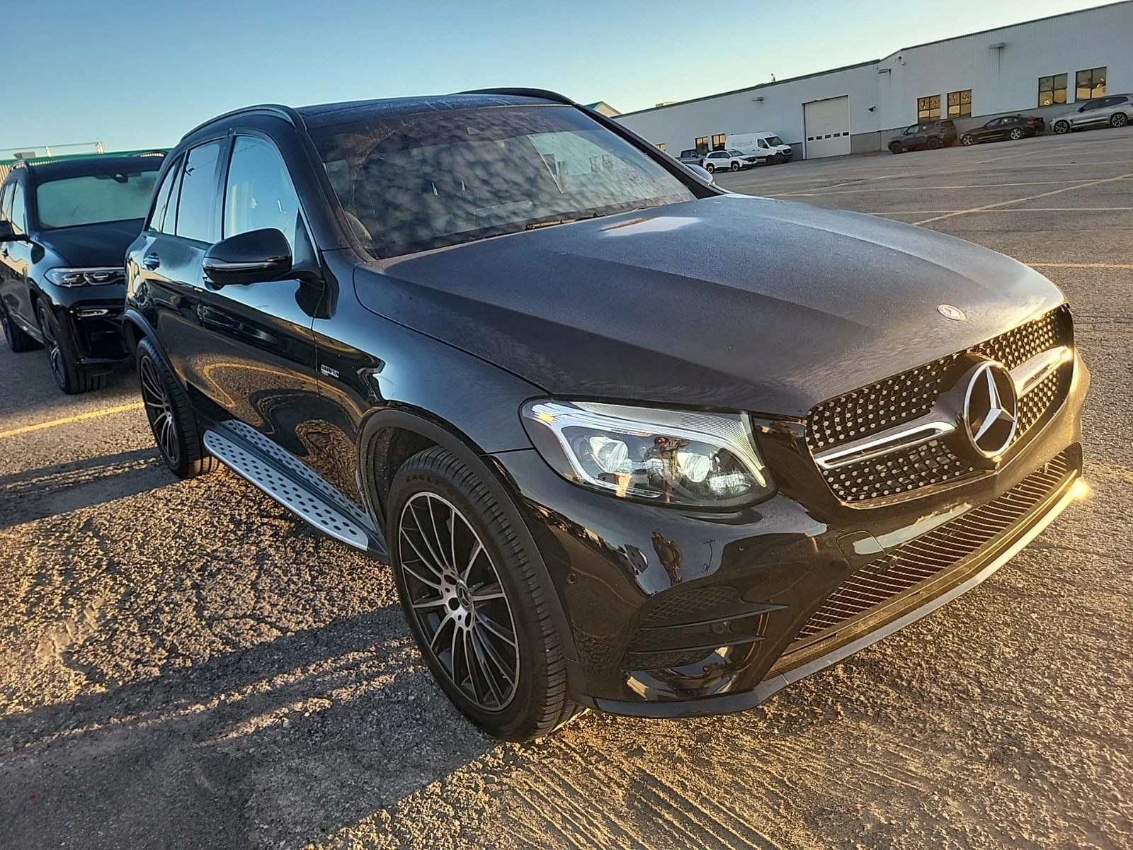 Mercedes-Benz GLC 43 AMG CARFAX/360 КАМЕРА/ПОДГРЕВ/ПАМЕТ/ПАНОРАМА, снимка 2 - Автомобили и джипове - 56155685
